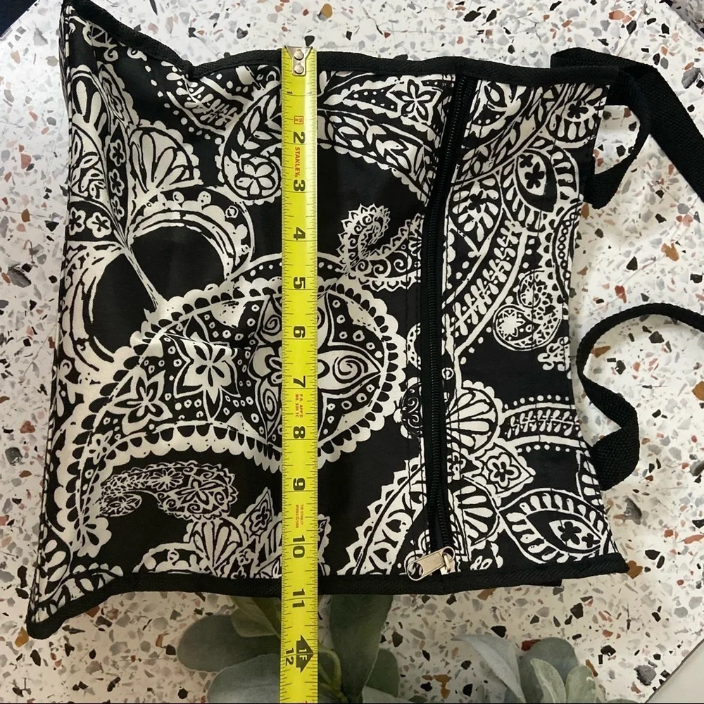 NWOT PAISLEY TOTE LUNCH BAG BLACK BAG ALL PURPOSE ZIPPER TOTE - Picture 12 of 14